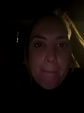 Snapshot of LiliMorganxxx chatting on 11.25.25 LiliMorganxxx online show from 11.25.25