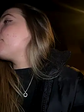 Snapshot of LiliMorganxxx chatting on 11.26.25 LiliMorganxxx online show from 11.26.25