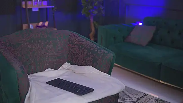 RaquelleVon online show from 03.01.25