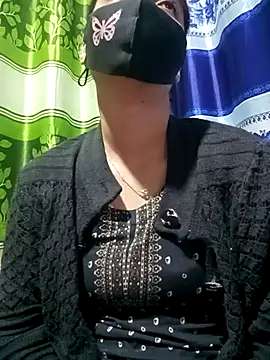 Snapshot of Aruyeshi- chatting on 02.27.25 Aruyeshi- online show from 02.27.25