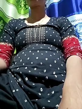 Snapshot of Aruyeshi- chatting on 03.04.25 Aruyeshi- online show from 03.04.25