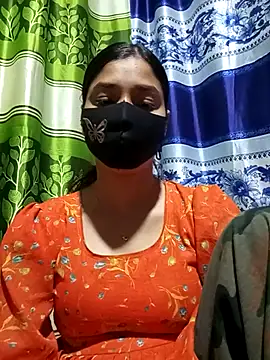 Snapshot of Aruyeshi- chatting on 03.12.25 Aruyeshi- online show from 03.12.25