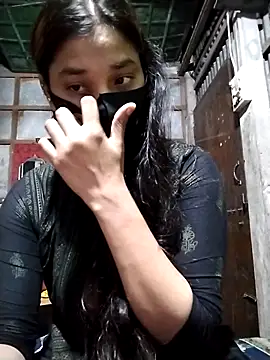 Snapshot of Aruyeshi- chatting on 09.25.25 Aruyeshi- online show from 09.25.25