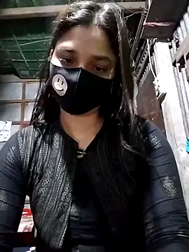 Snapshot of Aruyeshi- chatting on 09.28.25 Aruyeshi- online show from 09.28.25