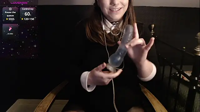 Snapshot of Colins_Pink_Room chatting on 12.31.24 Colins Pink Room online show from 12.31.24