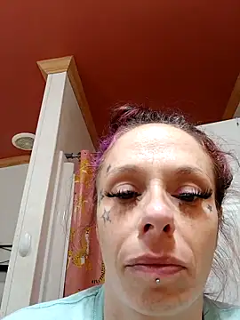 Snapshot of vvictoria_xxx chatting on 03.22.25 vvictoria xxx online show from 03.22.25