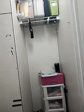 Snapshot of vvictoria_xxx chatting on 10.15.25 vvictoria xxx online show from 10.15.25