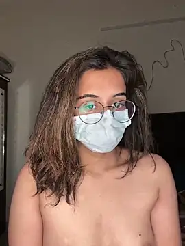 Snapshot of HotIndianCouple__8 chatting on 01.20.25 HotIndianCouple  8 online show from 01.20.25