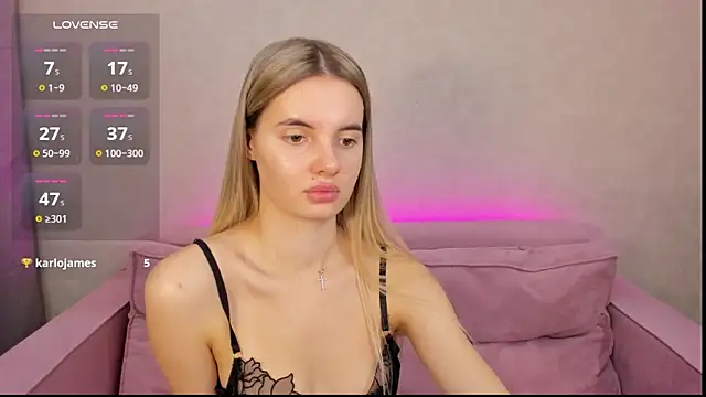 Snapshot of Erika_Carpenter chatting on 01.31.25 Erika Carpenter online show from 01.31.25