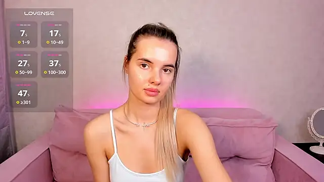 Snapshot of Erika_Carpenter chatting on 03.07.25 Erika Carpenter online show from 03.07.25