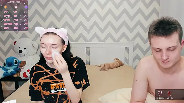 Snapshot of shaameless chatting on 12.25.24 shaameless online show from 12.25.24