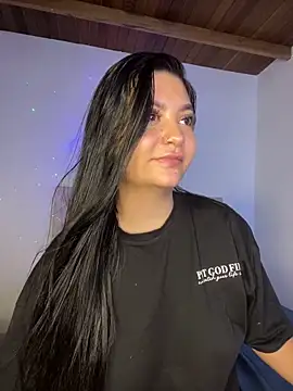 Snapshot of DashaStar chatting on 01.03.25 DashaStar online show from 01.03.25