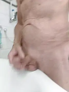 Snapshot of Jossi15 chatting on 11.21.25 Jossi15 online show from 11.21.25