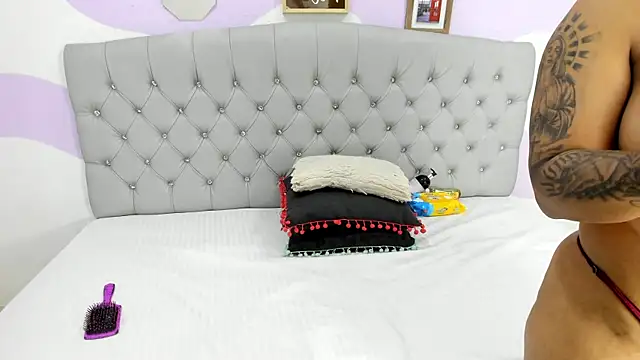 BRIYITHMENA online show from 09.26.25