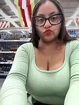 Snapshot of Sol_biglips chatting on 01.30.25 Sol biglips online show from 01.30.25