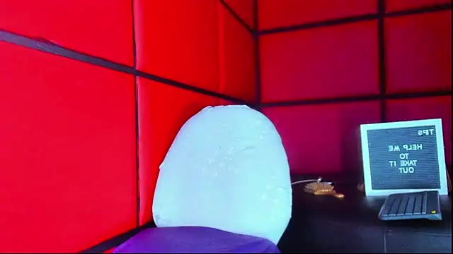 Snapshot of Haileybieberr chatting on 11.05.25 Haileybieberr online show from 11.05.25