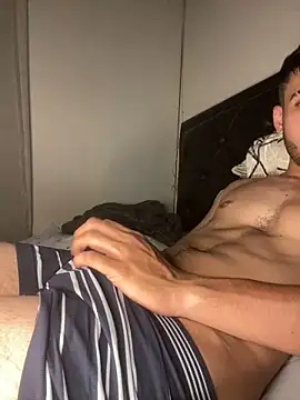 Snapshot of tom_thick chatting on 01.16.25 tom thick online show from 01.16.25