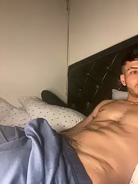 Snapshot of tom_thick chatting on 01.23.25 tom thick online show from 01.23.25