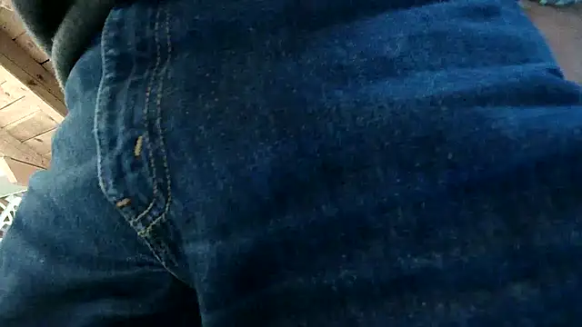 Snapshot of TWENTYONE0021 chatting on 01.07.25 TWENTYONE0021 online show from 01.07.25