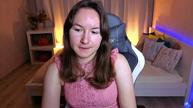 Little doll meow online show from 11.07.25