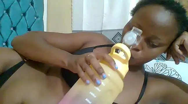 Hornyqueengal online show from 01.11.25