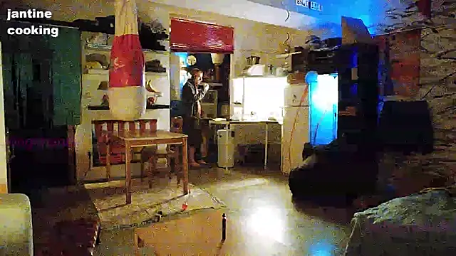 Snapshot of BongChannel chatting on 01.01.25 BongChannel online show from 01.01.25