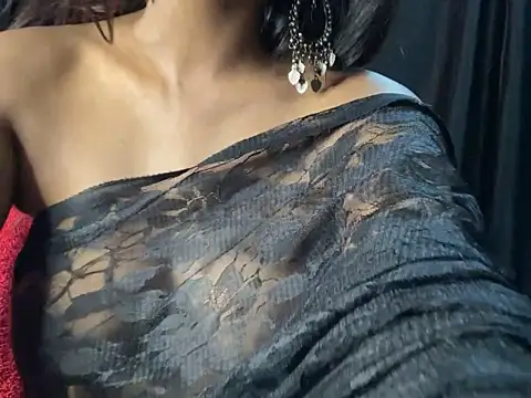 Snapshot of Sexy_trisha__7 chatting on 01.07.25 Sexy trisha  7 online show from 01.07.25