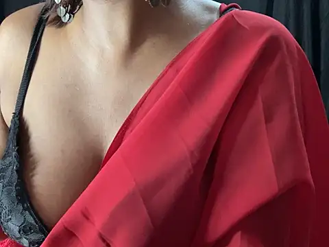Snapshot of Sexy_trisha__7 chatting on 03.10.25 Sexy trisha  7 online show from 03.10.25