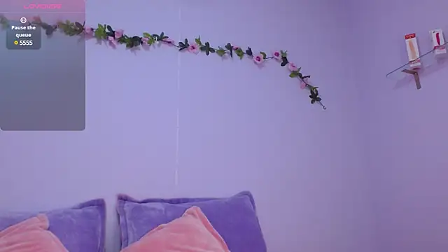 Isa-Jones online show from 01.17.25