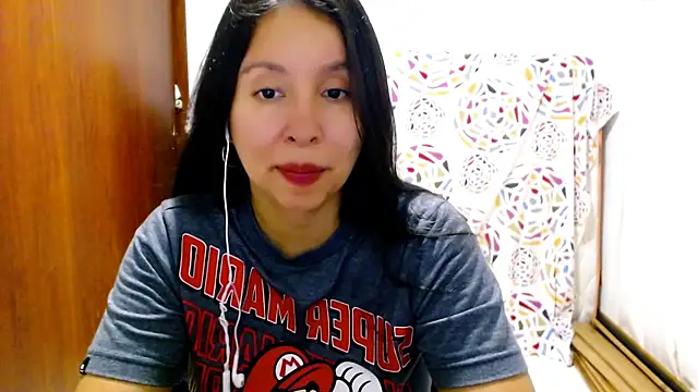 Snapshot of emely_sexx20 chatting on 02.27.25 emely sexx20 online show from 02.27.25