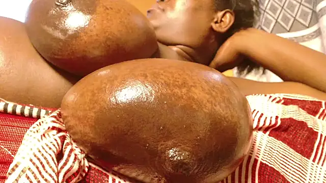 Snapshot of titi_fiesta chatting on 01.26.25 titi fiesta online show from 01.26.25