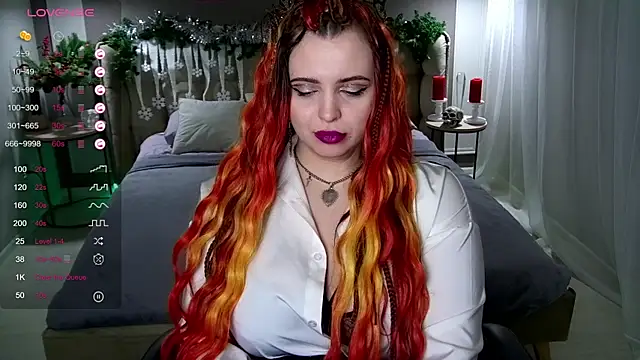 Snapshot of Miss_Maya_Mils chatting on 01.01.25 Miss Maya Mils online show from 01.01.25