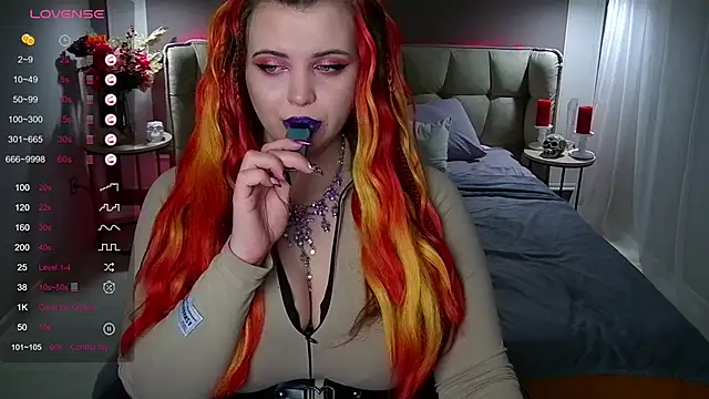 Snapshot of Miss_Maya_Mils chatting on 02.04.25 Miss Maya Mils online show from 02.04.25