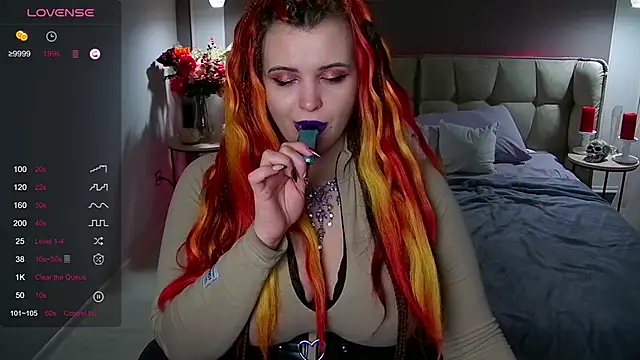 Snapshot of Miss_Maya_Mils chatting on 02.04.25 Miss Maya Mils online show from 02.04.25