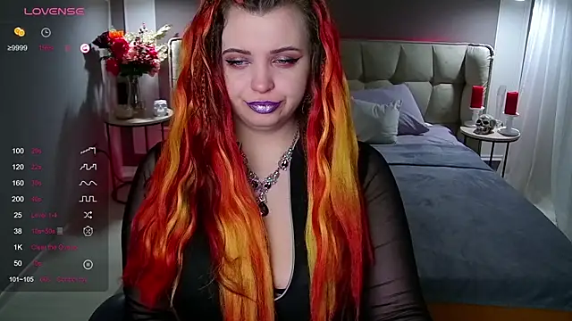 Snapshot of Miss_Maya_Mils chatting on 02.05.25 Miss Maya Mils online show from 02.05.25