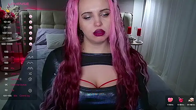 Snapshot of Miss_Maya_Mils chatting on 02.10.25 Miss Maya Mils online show from 02.10.25