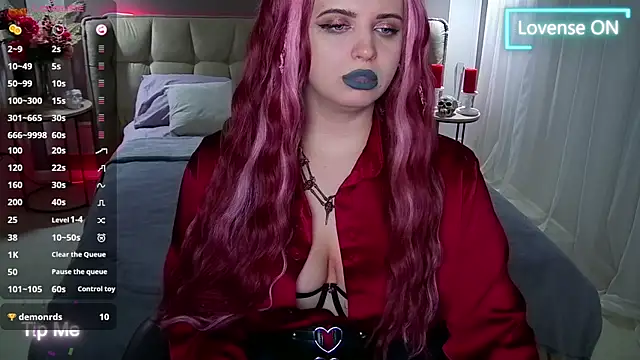 Snapshot of Miss_Maya_Mils chatting on 02.22.25 Miss Maya Mils online show from 02.22.25