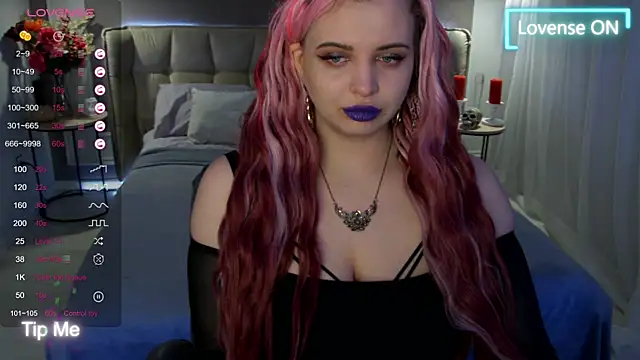 Snapshot of Miss_Maya_Mils chatting on 03.09.25 Miss Maya Mils online show from 03.09.25