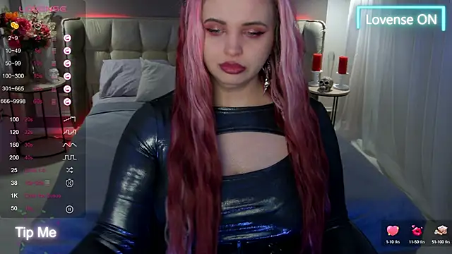 Snapshot of Miss_Maya_Mils chatting on 03.12.25 Miss Maya Mils online show from 03.12.25