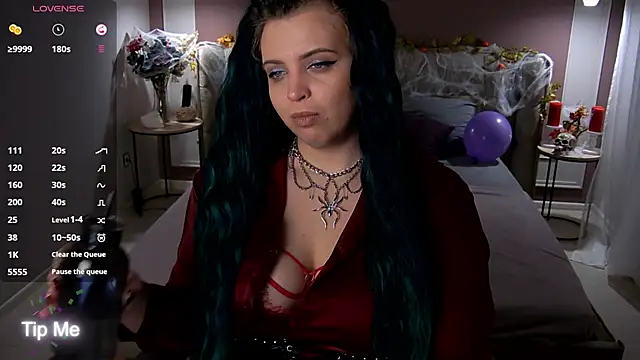 Miss Maya Mils online show from 10.29.25