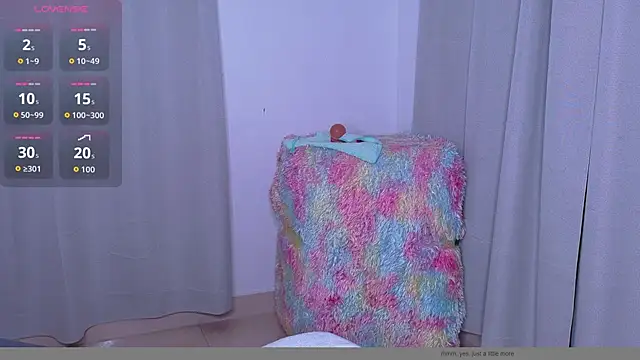 Snapshot of california_0 chatting on 11.07.25 california 0 online show from 11.07.25