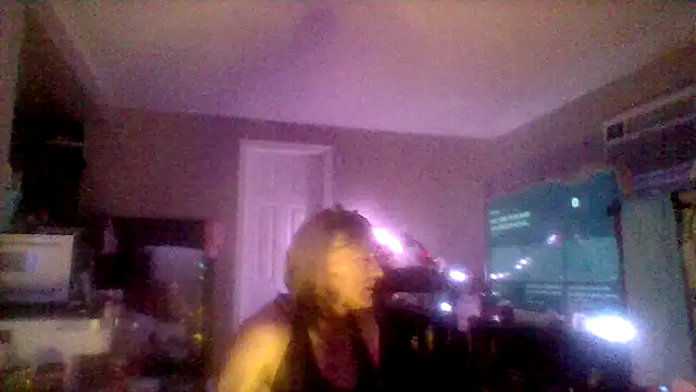 Snapshot of JessicaFitney chatting on 09.14.25 JessicaFitney online show from 09.14.25