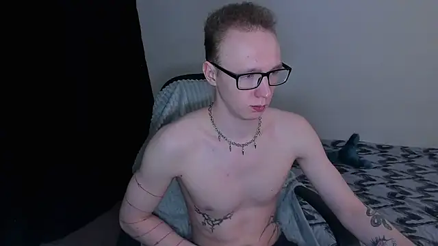 Snapshot of Alex_silents chatting on 10.07.25 Alex silents online show from 10.07.25