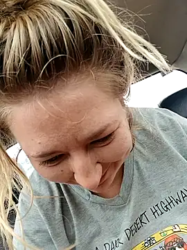 Snapshot of xWhoreAbleX_Pika chatting on 03.16.25 xWhoreAbleX Pika online show from 03.16.25