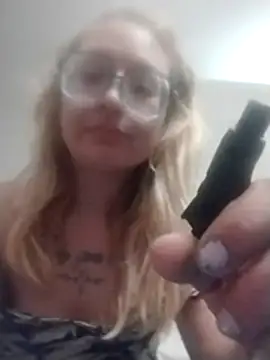 Snapshot of xWhoreAbleX_Pika chatting on 10.28.25 xWhoreAbleX Pika online show from 10.28.25