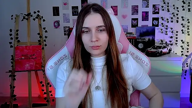 AliceCharmy online show from 09.10.25