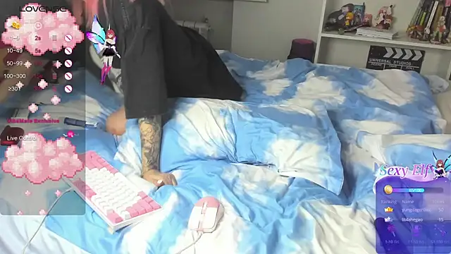 Snapshot of folinskayyya chatting on 12.19.24 folinskayyya online show from 12.19.24