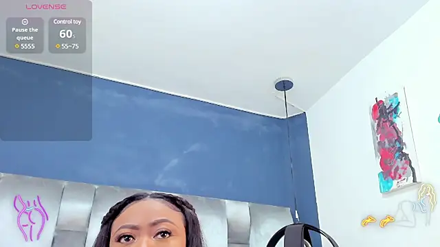 Snapshot of CamilaBenitez chatting on 12.15.24 CamilaBenitez online show from 12.15.24