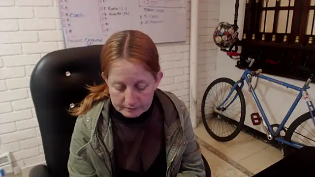 ViioletaMora online show from 02.10.25