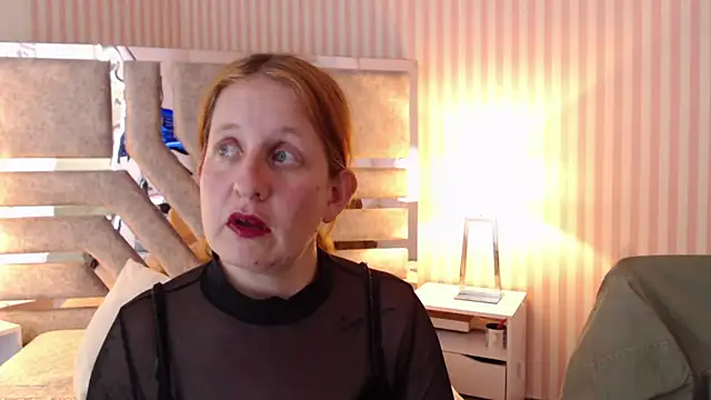 ViioletaMora online show from 02.11.25